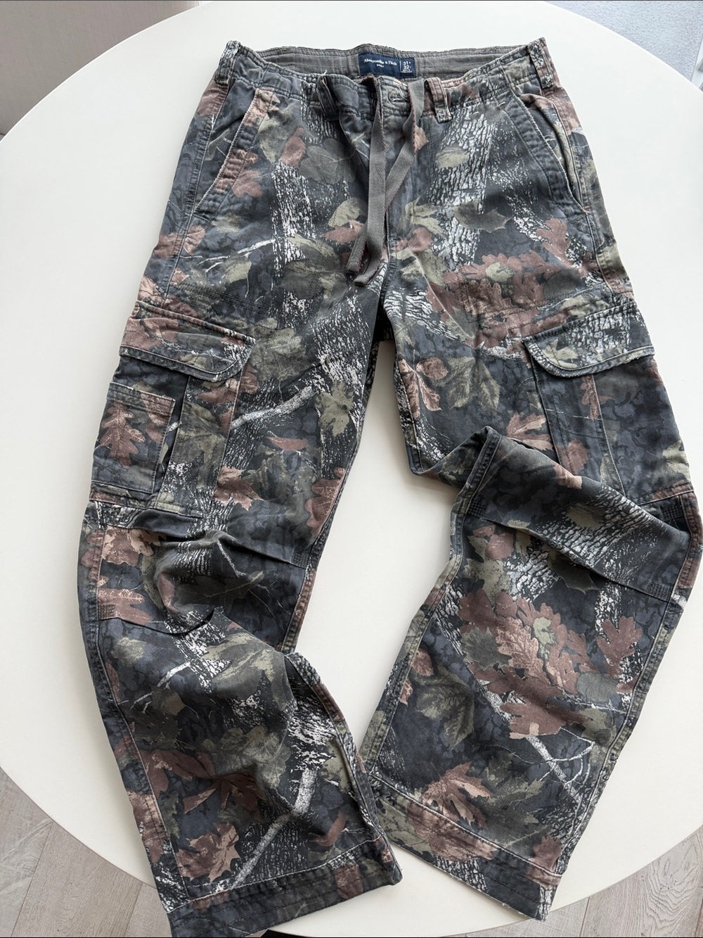 Abercrombie & Fitch Men's Camo baggy cargo Pants 31x32